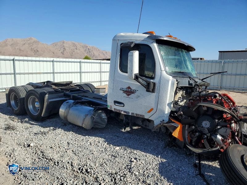 2021 PETERBILT 579 SEMI TRUCK – Lot 49963146 auction photo