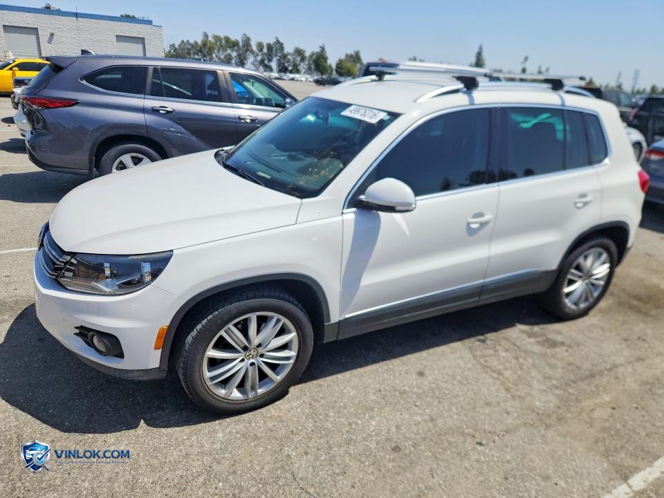2014 VOLKSWAGEN TIGUAN S – Lot 49976316 auction photo