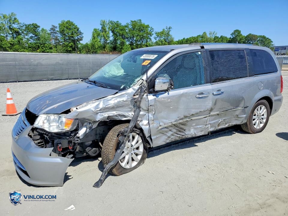 2015 CHRYSLER TOWN & COUNTRY LIMITED PLATINUM – Lot 49999576 auction photo