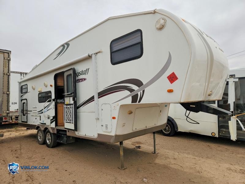 2010 FOREST RIVER FLAGSTAFF CAMPER – Lot 50054046 auction photo