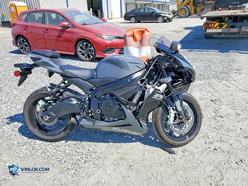 2025 SUZUKI GSX-R600 – Lot 50114966 auction photo