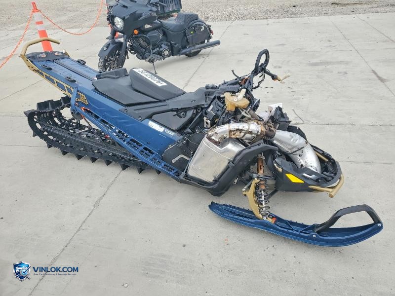 2025 SKI SUMMIT – Lot 50120076 auction photo