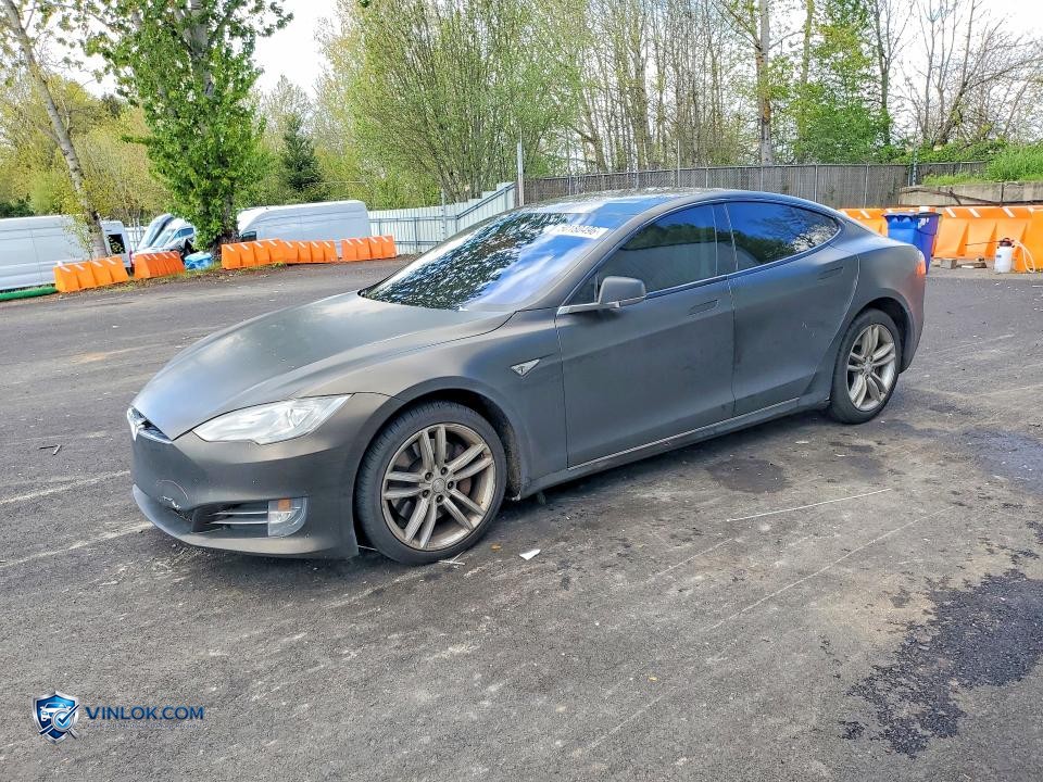 2014 TESLA MODEL S – Lot 50180496 auction photo