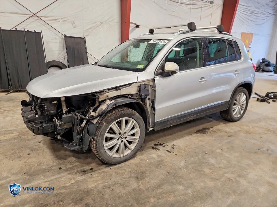 2013 VOLKSWAGEN TIGUAN S – Lot 50262476 auction photo