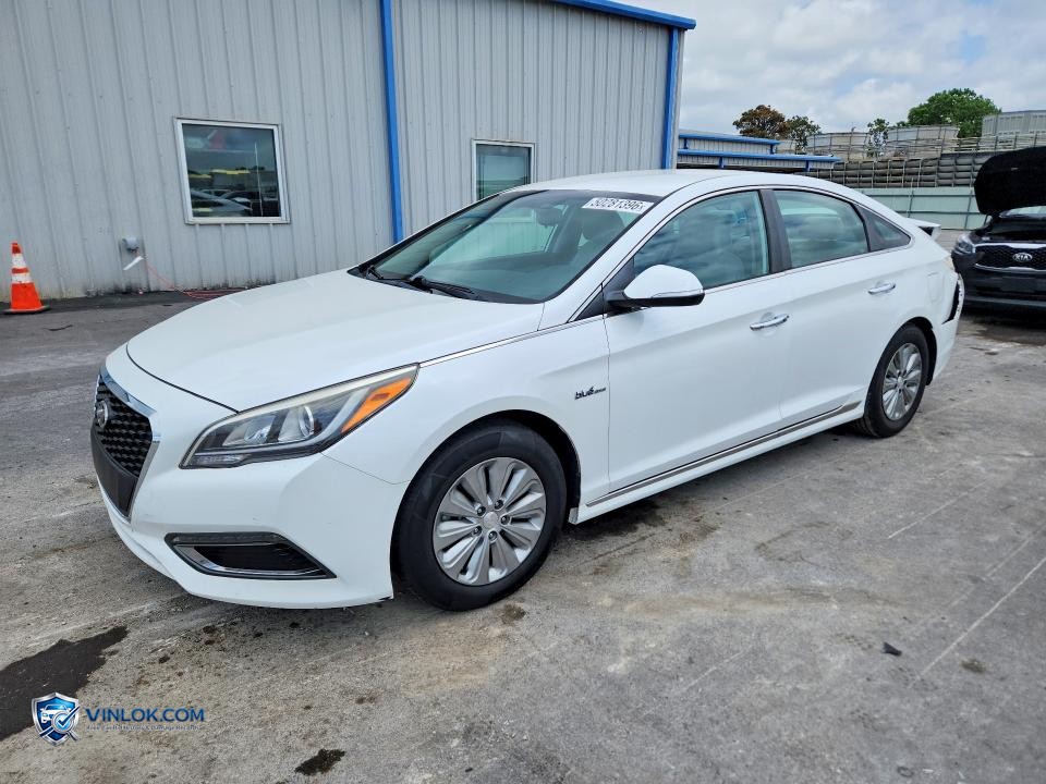 2016 HYUNDAI SONATA HYBRID SE – Lot 50281396 auction photo