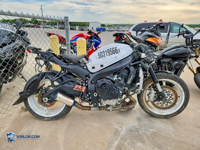 2020 SUZUKI GSX-R600 – Lot 50319566 auction photo