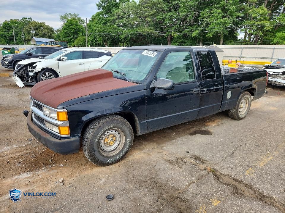 1998 CHEVROLET GMT-400 C1500 – Lot 50326596 auction photo