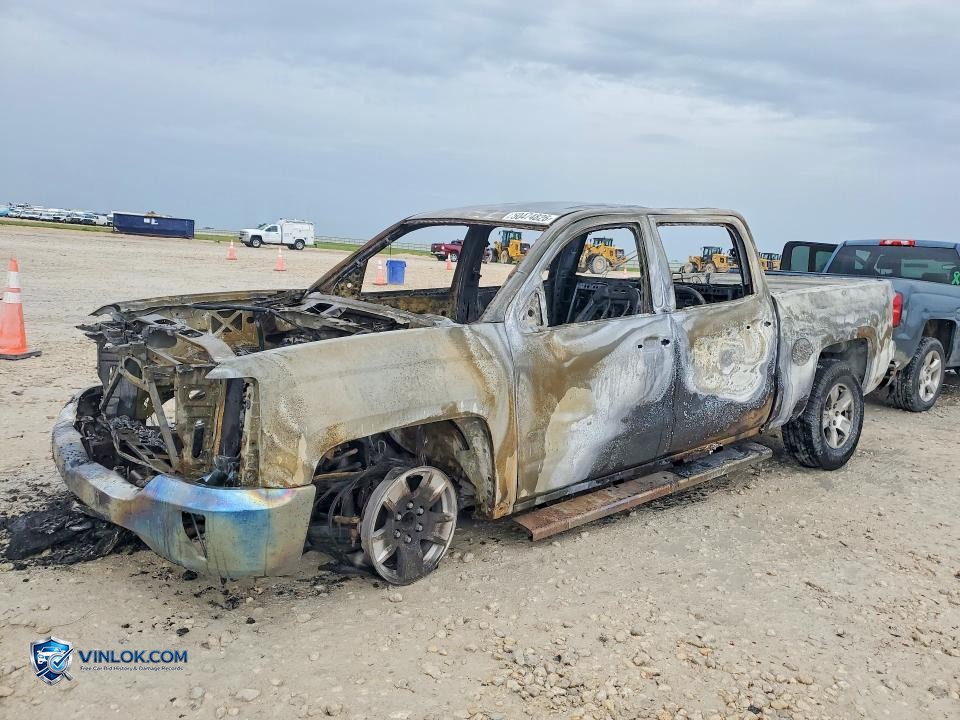 2018 CHEVROLET SILVERADO C1500 LT – Lot 50474826 auction photo