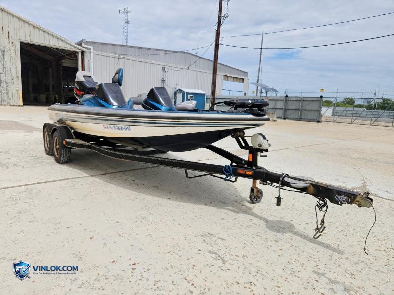 2013 SKEETER BOAT – Lot 50601916 auction photo