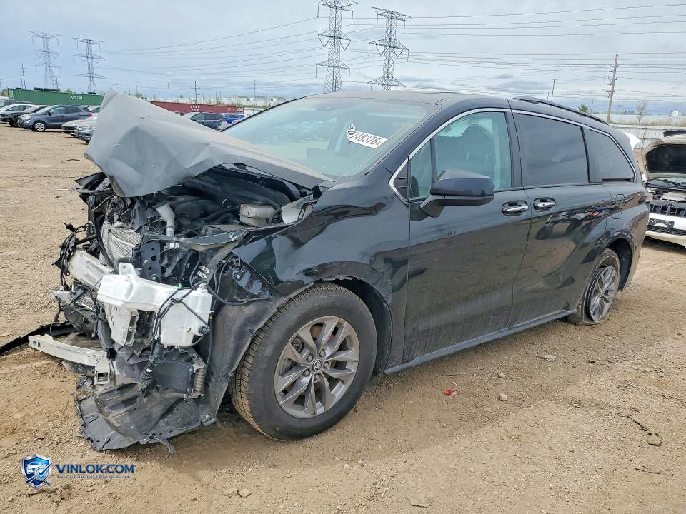 2023 TOYOTA SIENNA XLE – Lot 50748376 auction photo