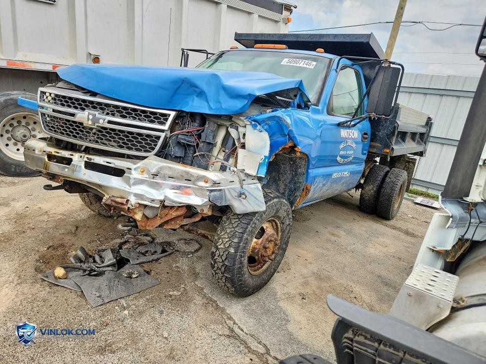 2005 CHEVROLET SILVERADO DUMP TRUCK – Lot 50907146 auction photo