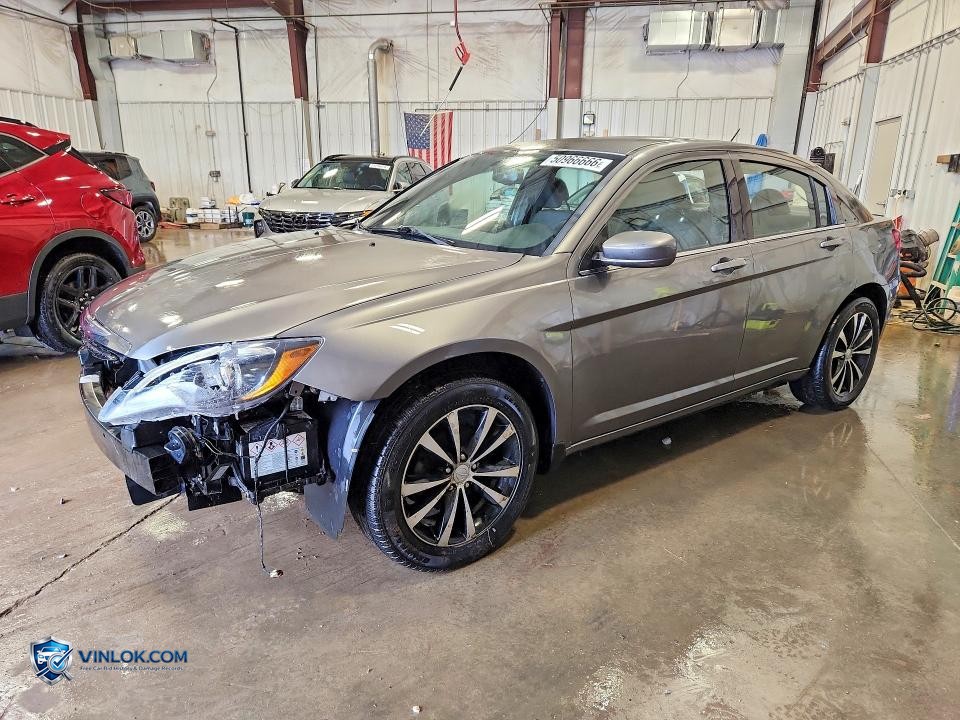 2012 CHRYSLER 200 TOURING – Lot 50966666 auction photo
