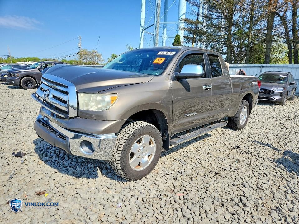 2013 TOYOTA TUNDRA DOUBLE CAB SR5 – Lot 50976796 auction photo