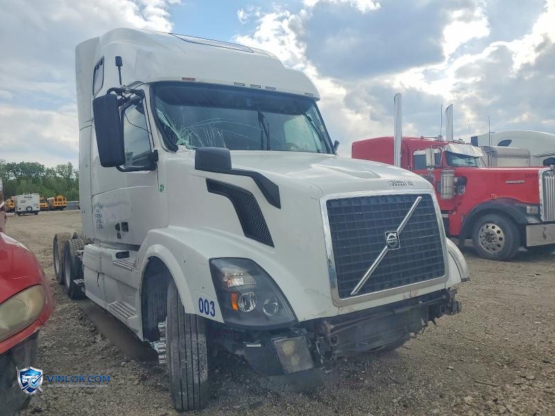 2010 VOLVO VN VNL – Lot 50999716 auction photo
