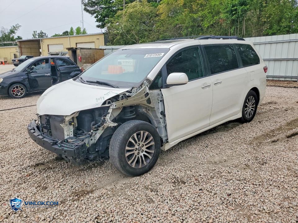 2019 TOYOTA SIENNA XLE 8-PASSENGER – Lot 51072556 auction photo