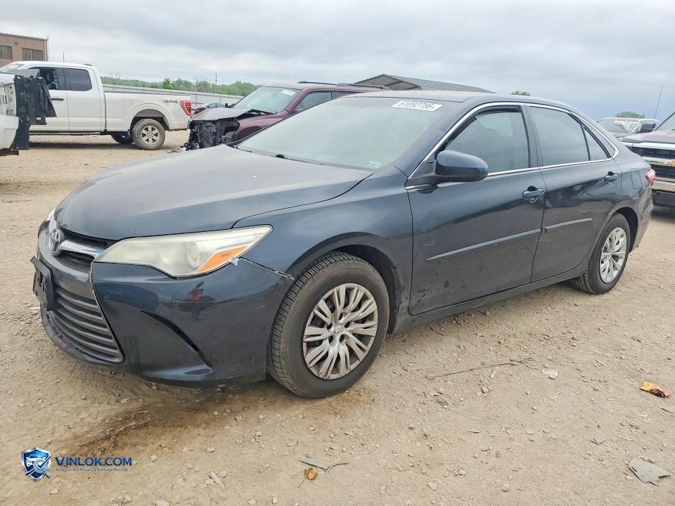 2015 TOYOTA CAMRY LE – Lot 51092786 auction photo