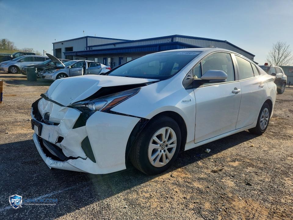2016 TOYOTA PRIUS TWO – Lot 51103816 auction photo