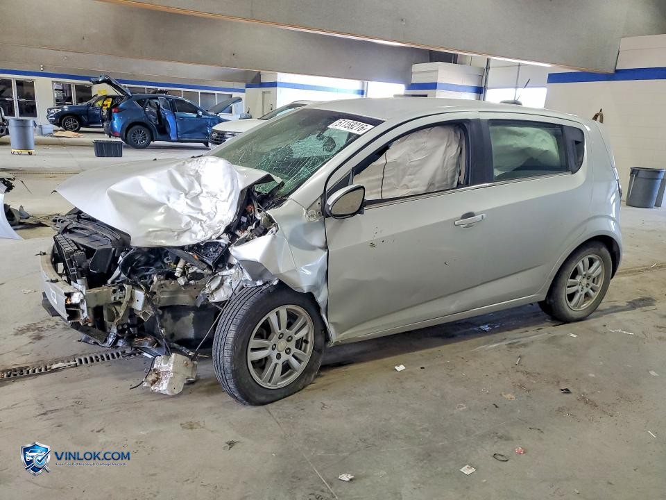 2016 CHEVROLET SONIC LT – Lot 51159216 auction photo