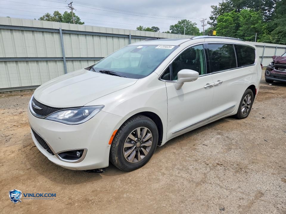 2019 CHRYSLER PACIFICA TOURING L PLUS – Lot 51209526 auction photo