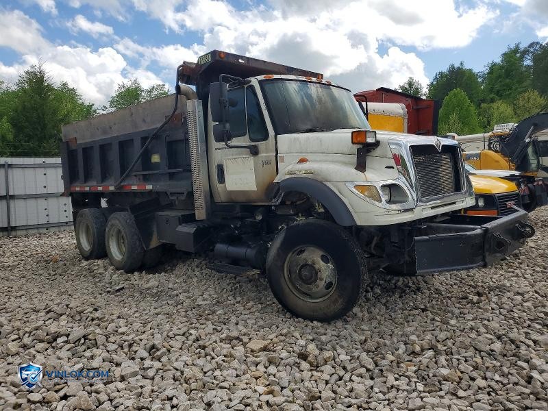 2005 INTERNATIONAL 7600 DUMP TRUCK – Lot 51334926 auction photo