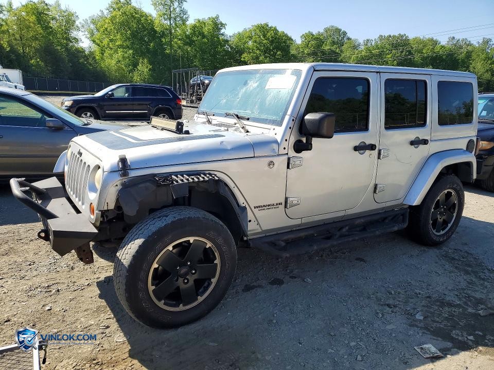 2012 JEEP WRANGLER UNLIMITED SAHARA – Lot 51359916 auction photo