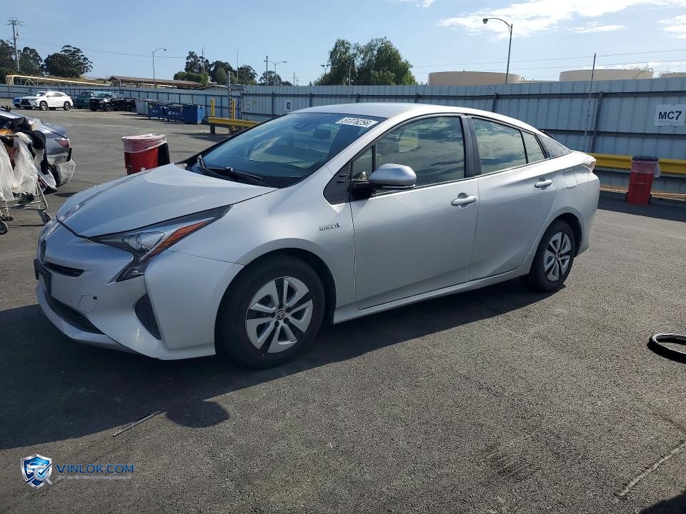 2017 TOYOTA PRIUS THREE – Lot 51376256 auction photo