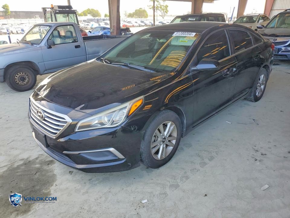 2017 HYUNDAI SONATA SE – Lot 51380356 auction photo
