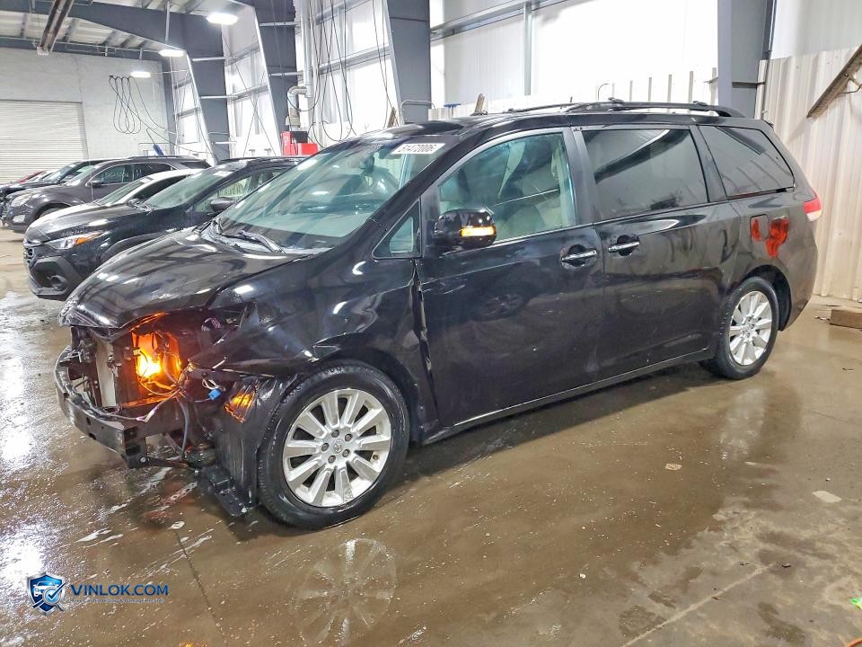 2013 TOYOTA SIENNA LIMITED 7-PASSENGER – Lot 51472006 auction photo