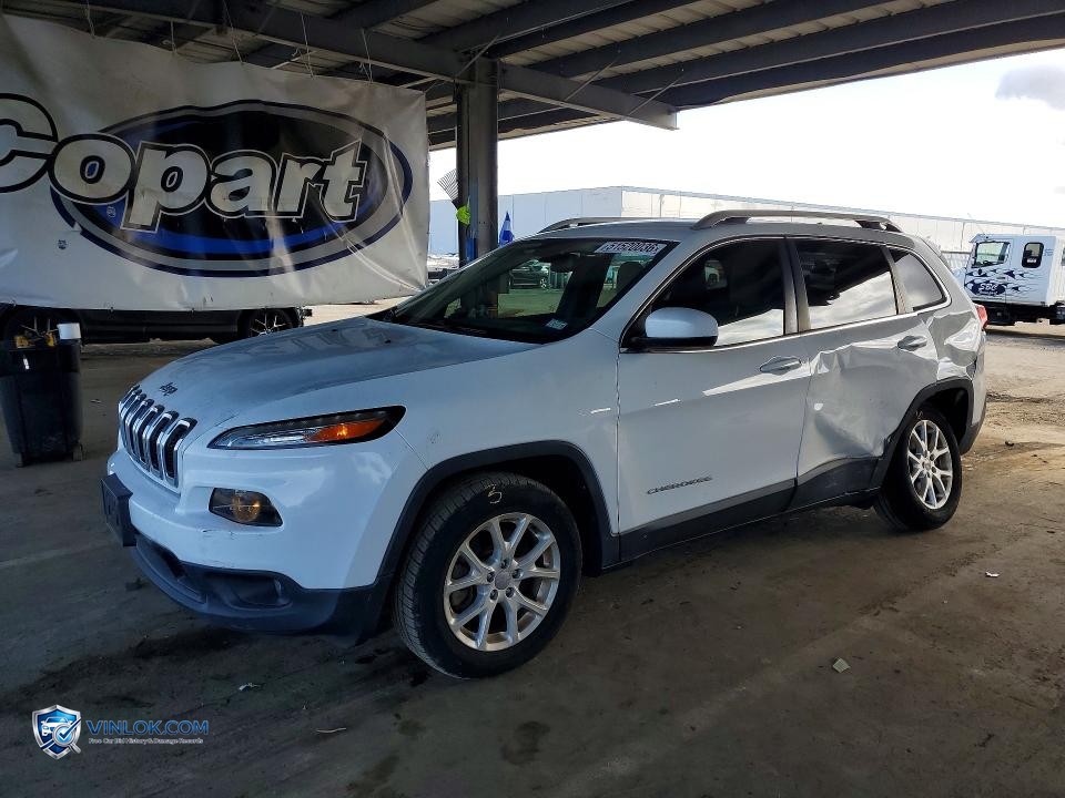 2016 JEEP CHEROKEE LATITUDE 4W – Lot 51520036 auction photo
