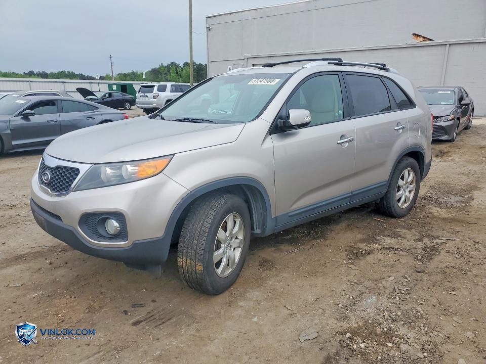 2013 KIA SORENTO LX – Lot 51541906 auction photo