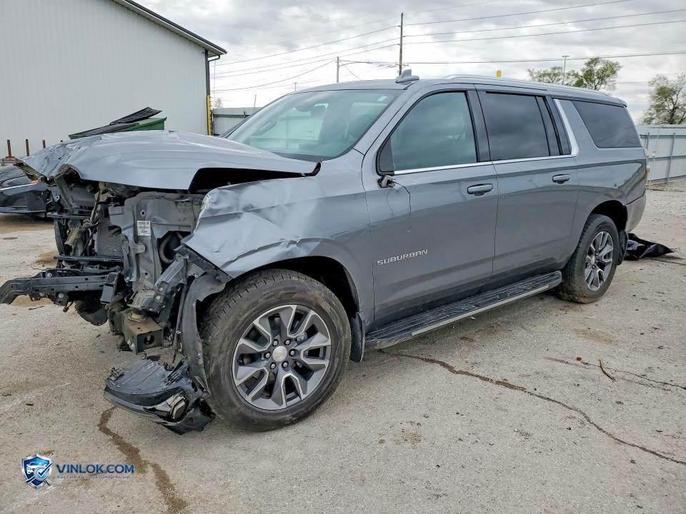 2022 CHEVROLET SUBURBAN K1500 LT – Lot 51609016 auction photo