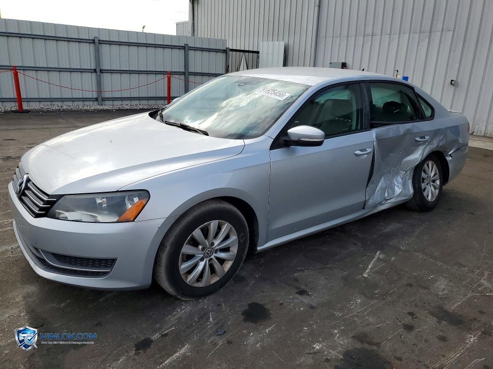 2013 VOLKSWAGEN PASSAT S – Lot 51625456 auction photo