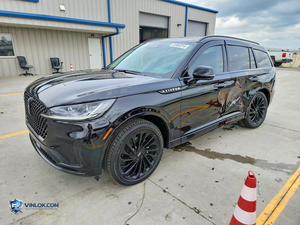 2026 LINCOLN AVIATOR RESERVE – Lot 51652016 auction photo
