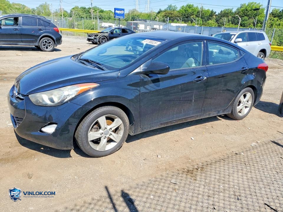 2013 HYUNDAI ELANTRA GLS – Lot 51790026 auction photo