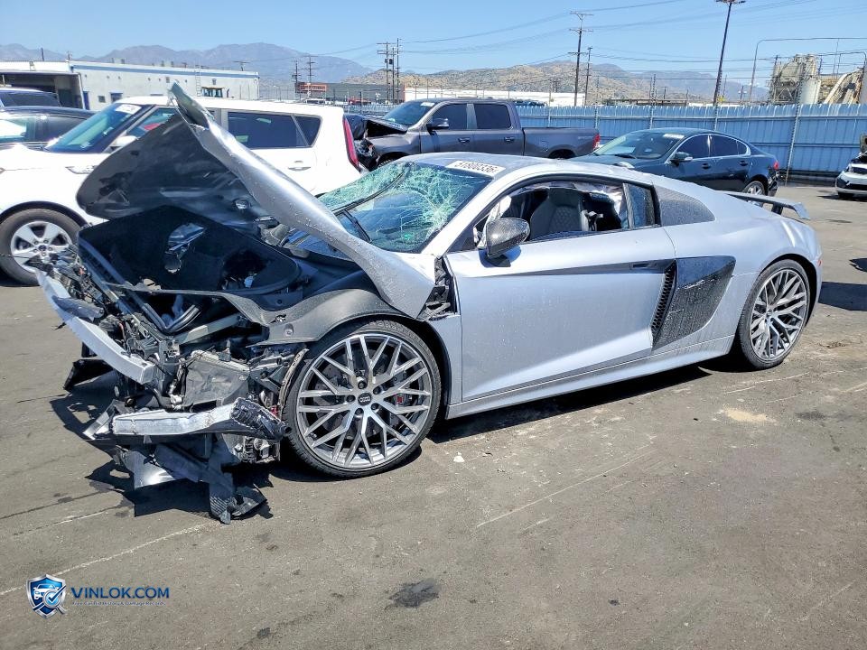 2017 AUDI R8 5.2 PLUS QUATTRO – Lot 51800336 auction photo