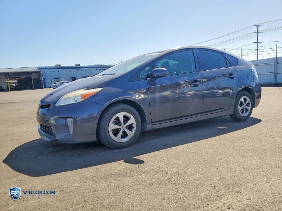 2015 TOYOTA PRIUS TWO – Lot 51822166 auction photo