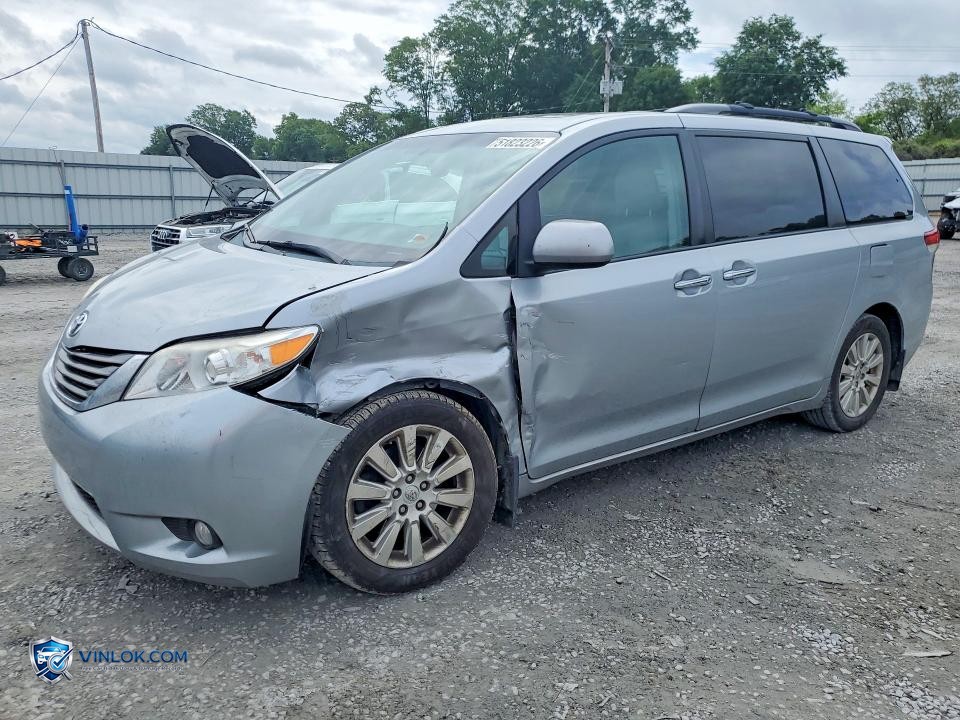 2014 TOYOTA SIENNA XLE 7-PASSENGER – Lot 51823226 auction photo