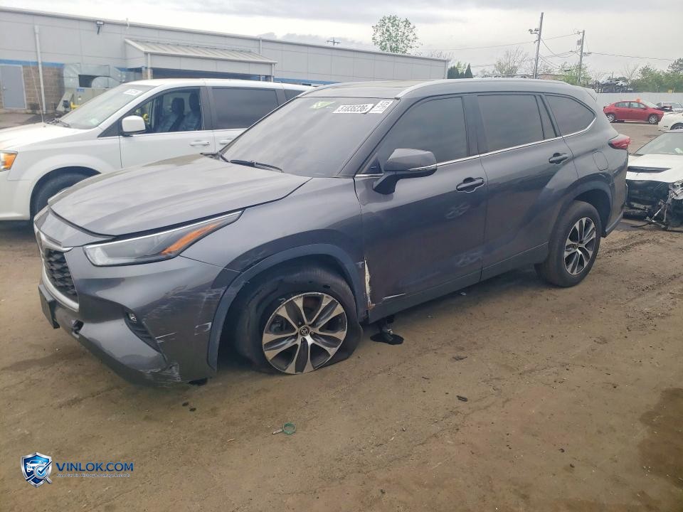 2022 TOYOTA HIGHLANDER XLE – Lot 51835236 auction photo