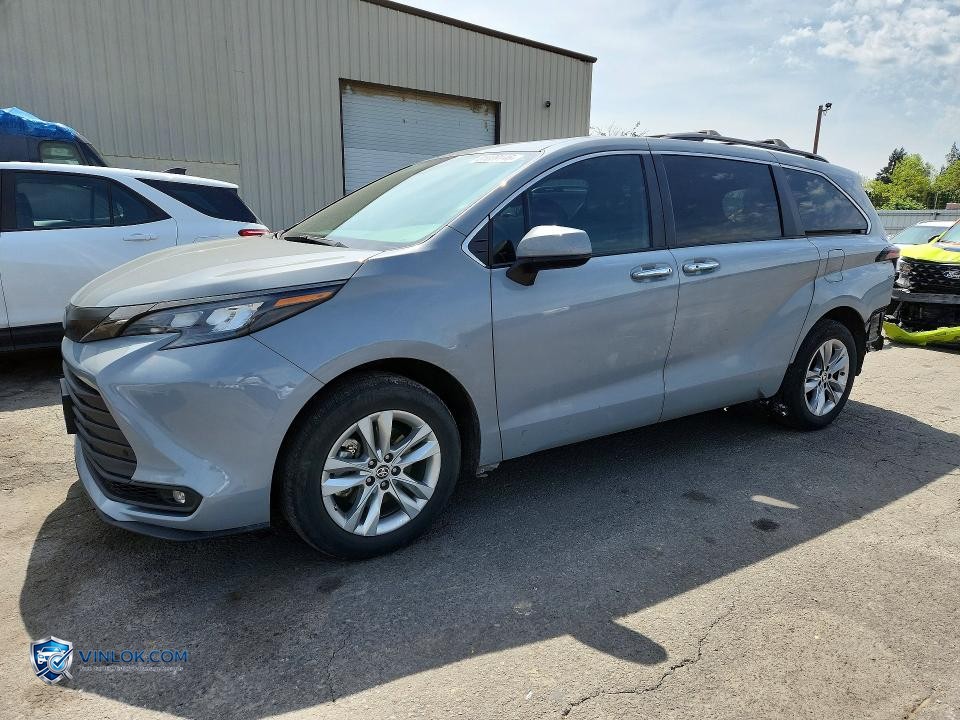 2023 TOYOTA SIENNA WOODLAND EDITION – Lot 51839146 auction photo