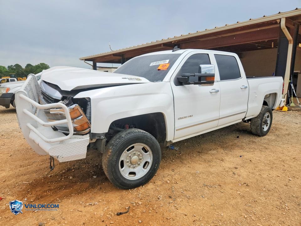 2015 CHEVROLET SILVERADO K2500 HEAVY DUTY LTZ – Lot 51842246 auction photo