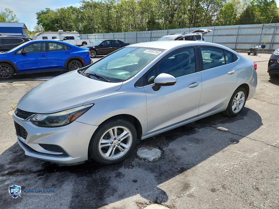 2017 CHEVROLET CRUZE LT – Lot 51857216 auction photo