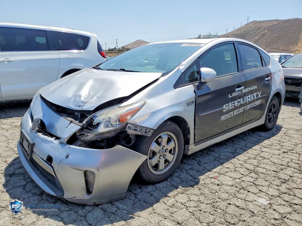 2014 TOYOTA PRIUS PLUG-IN HYBRID BASE – Lot 51883086 auction photo