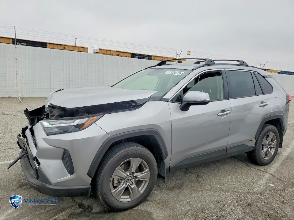2025 TOYOTA RAV4 HYBRID XLE – Lot 51966936 auction photo