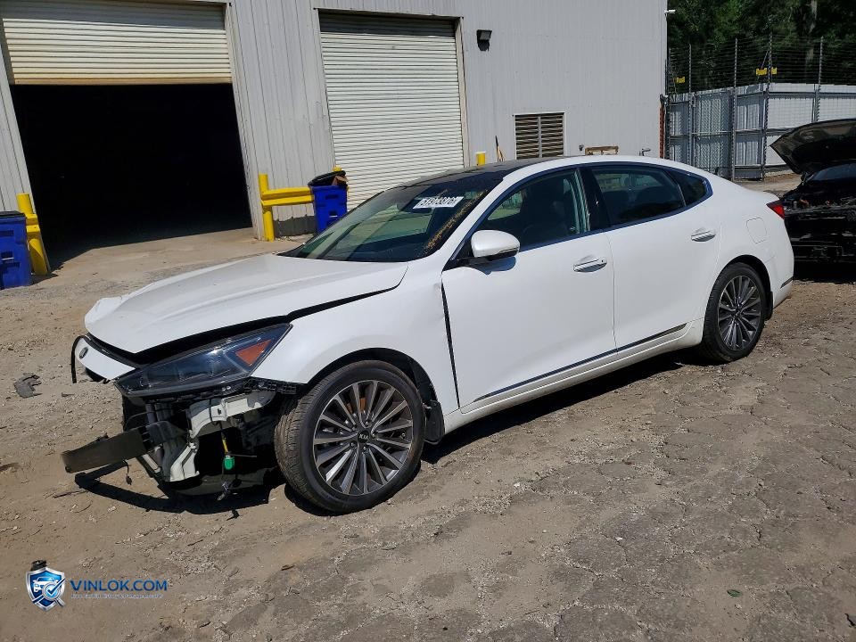 2017 KIA CADENZA PREMIUM – Lot 51973876 auction photo