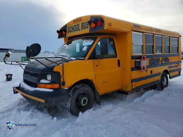 2010 CHEV EXPRESS CUTAWAY G4500 – Lot 51987886 auction photo