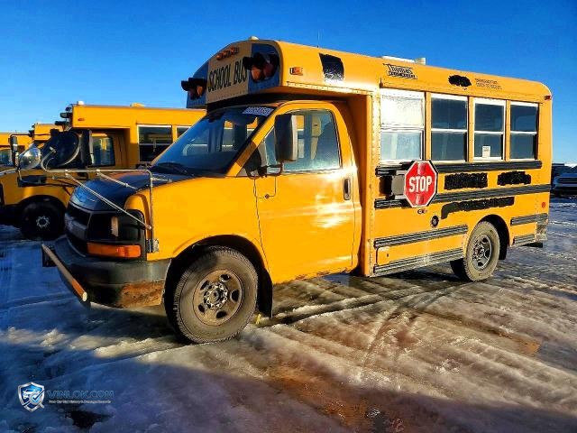 2010 CHEV EXPRESS CUTAWAY G3500 – Lot 52002456 auction photo