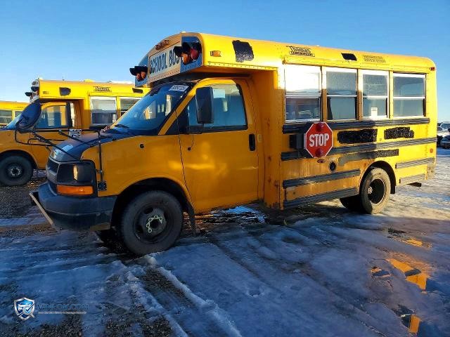 2010 CHEV EXPRESS CUTAWAY G3500 – Lot 52002906 auction photo