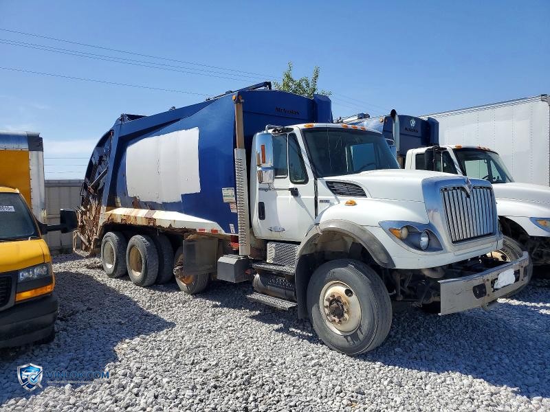 2011 INTERNATIONAL 7400 REFUSE TRUCK – Lot 52004636 auction photo