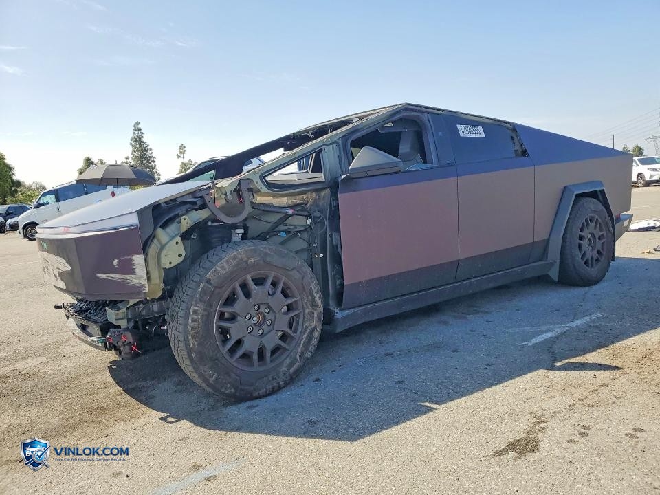 2024 TESLA CYBERTRUCK – Lot 52030556 auction photo