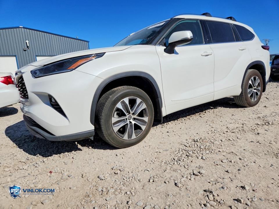 2021 TOYOTA HIGHLANDER XLE – Lot 52040256 auction photo